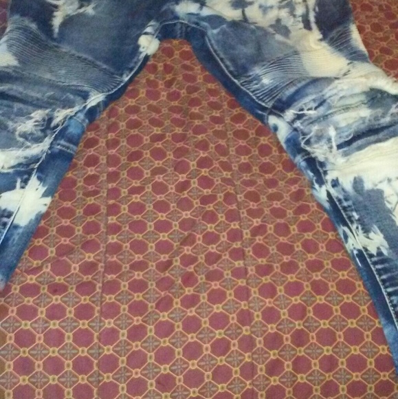 Jeans - Picture 4 of 4